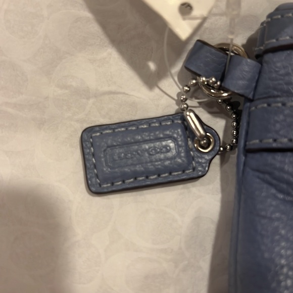 Coach NWT leather wristlet cornflower - Picture 2 of 9